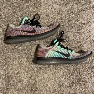 Men’s Nike Free RN Flyknit Size 11